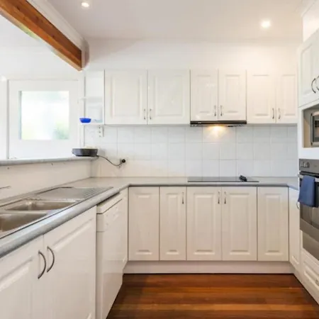 Tawny Roost, 10 Church St Yamba Exterior photo